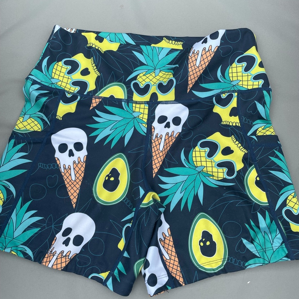 CVG Avocado Ice Scream Shorts (medium)
